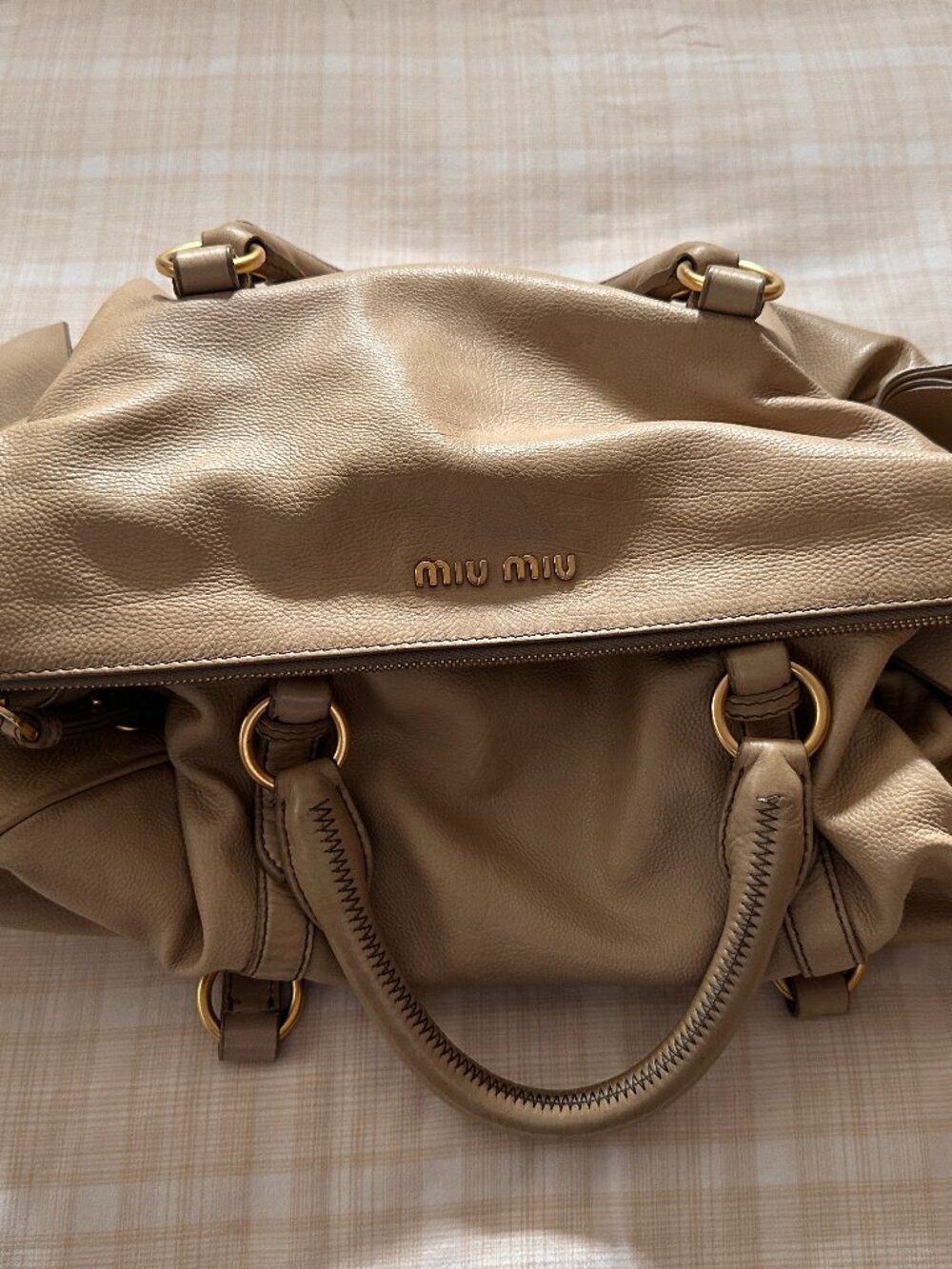 Miu Miu Vitello Lux Bow Bag